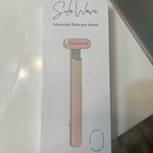 NIB Solawave Red Light Skincare wand